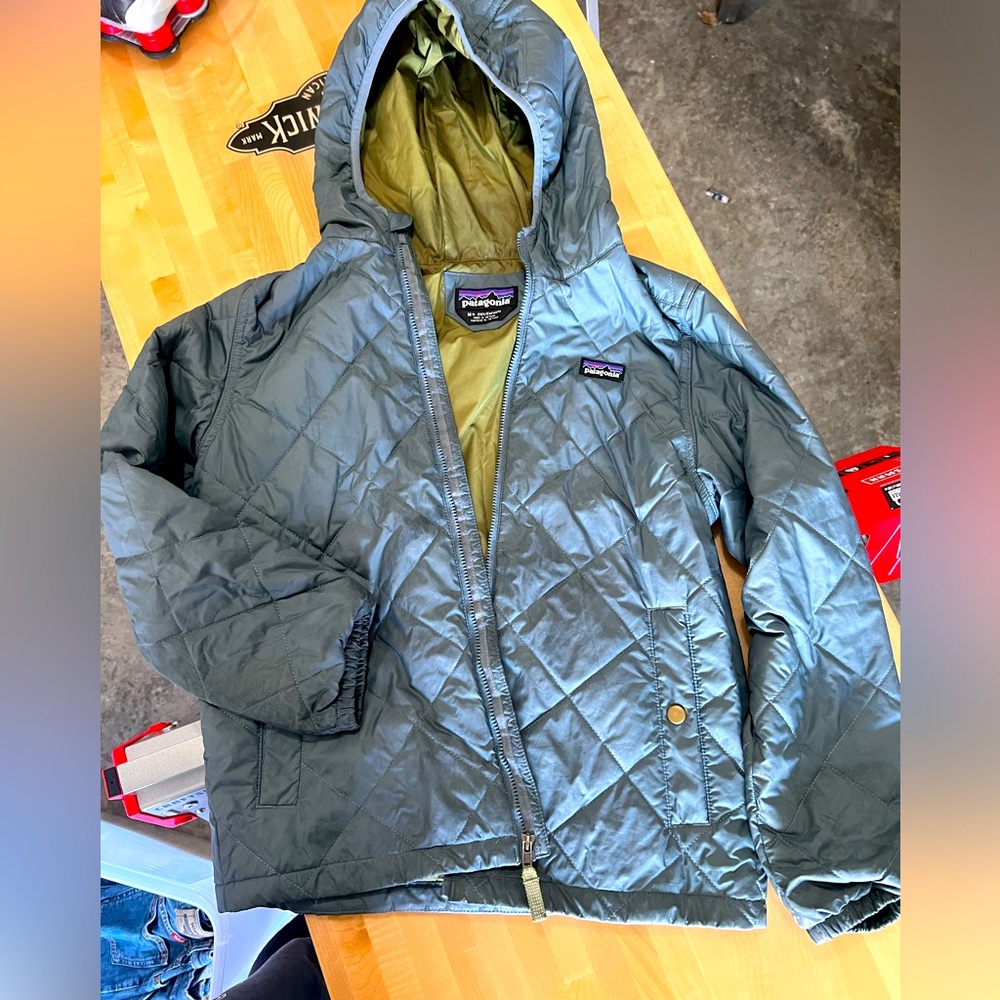 Patagonia like new boys medium